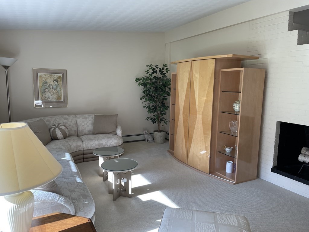 18 Wellesley Road Beverly, MA 01915 - Photo 12 of 36 Gallery Image 12