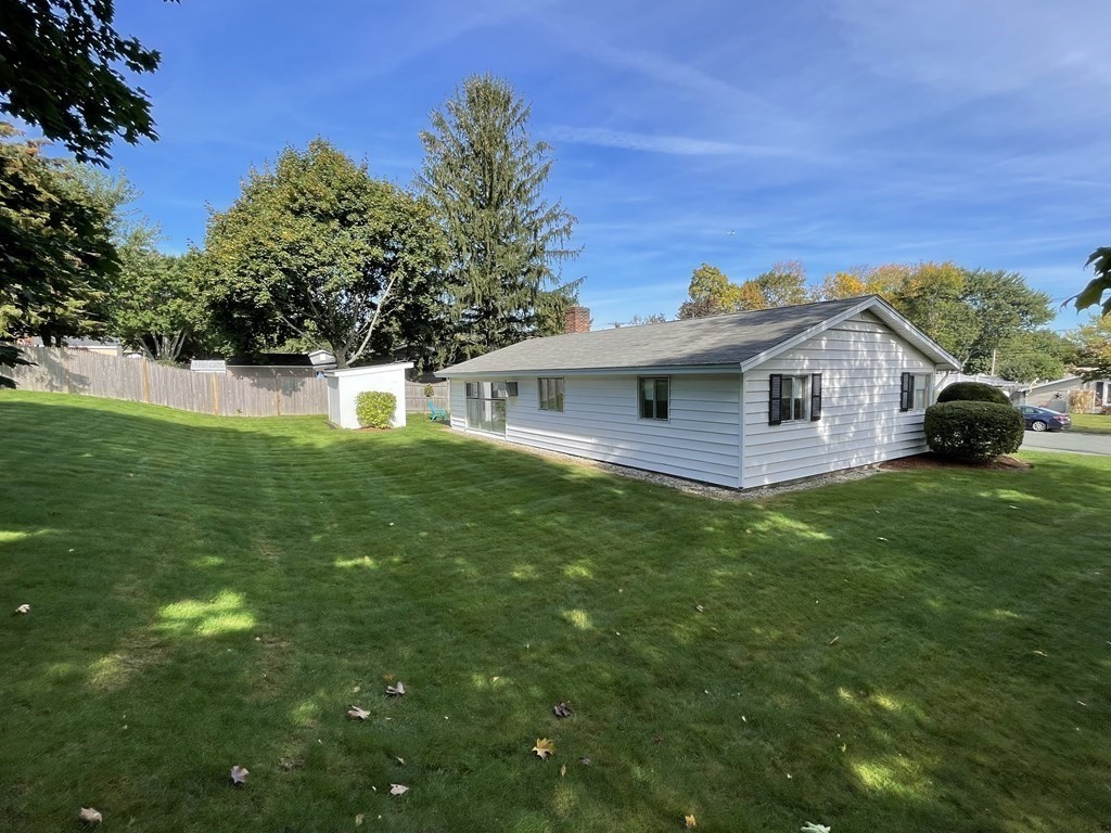 18 Wellesley Road Beverly, MA 01915 - Photo 28 of 36 Gallery Image 28