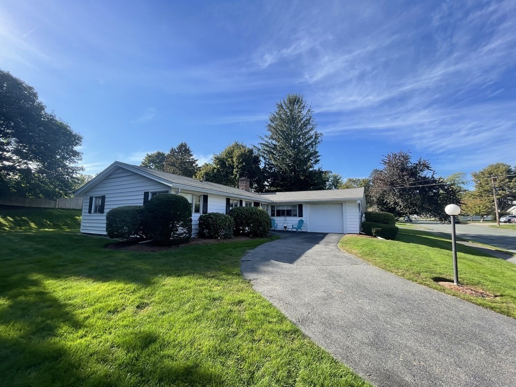 18 Wellesley Road Beverly, MA 01915 - Photo 29 of 36 Gallery Image 29