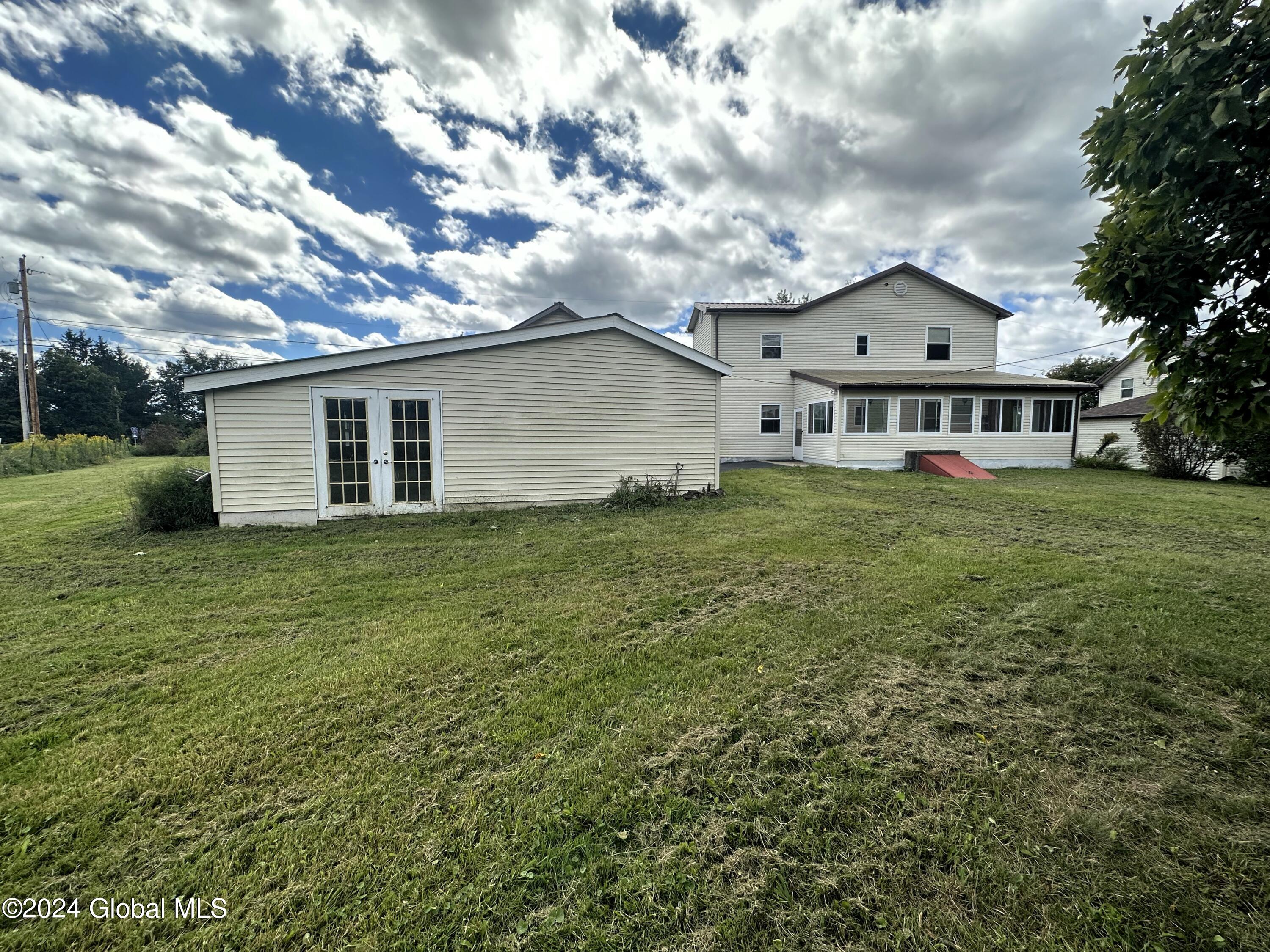 572 County Rte 403 Westerlo, NY 12083 - Photo 3 of 29 03