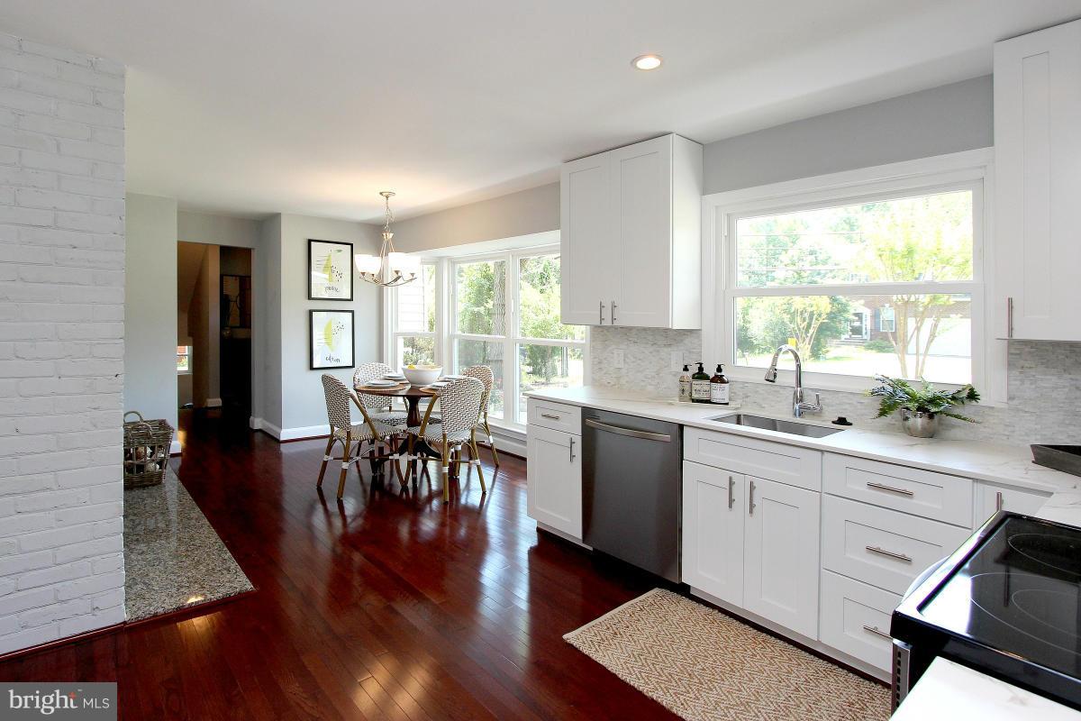 4410 Henderson Road Temple Hills, MD 20748 - Photo 11 of 30 Kitchen