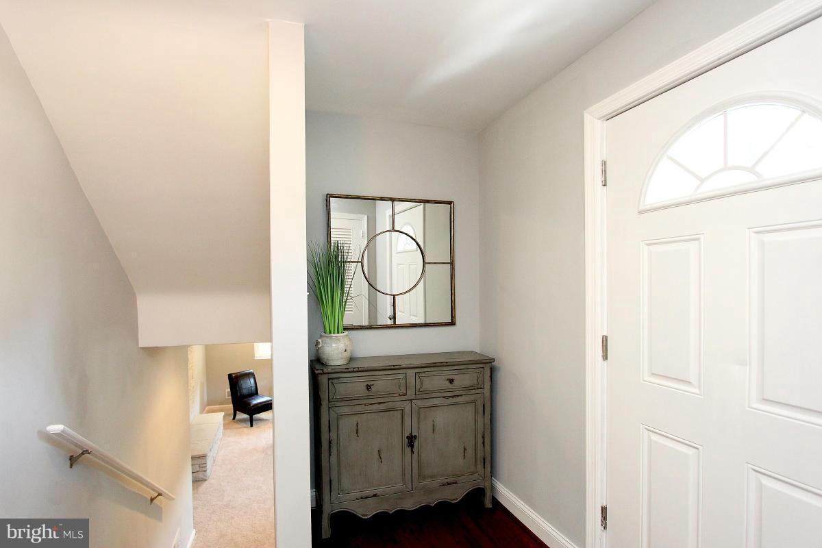 4410 Henderson Road Temple Hills, MD 20748 - Photo 5 of 30 Interior (General)