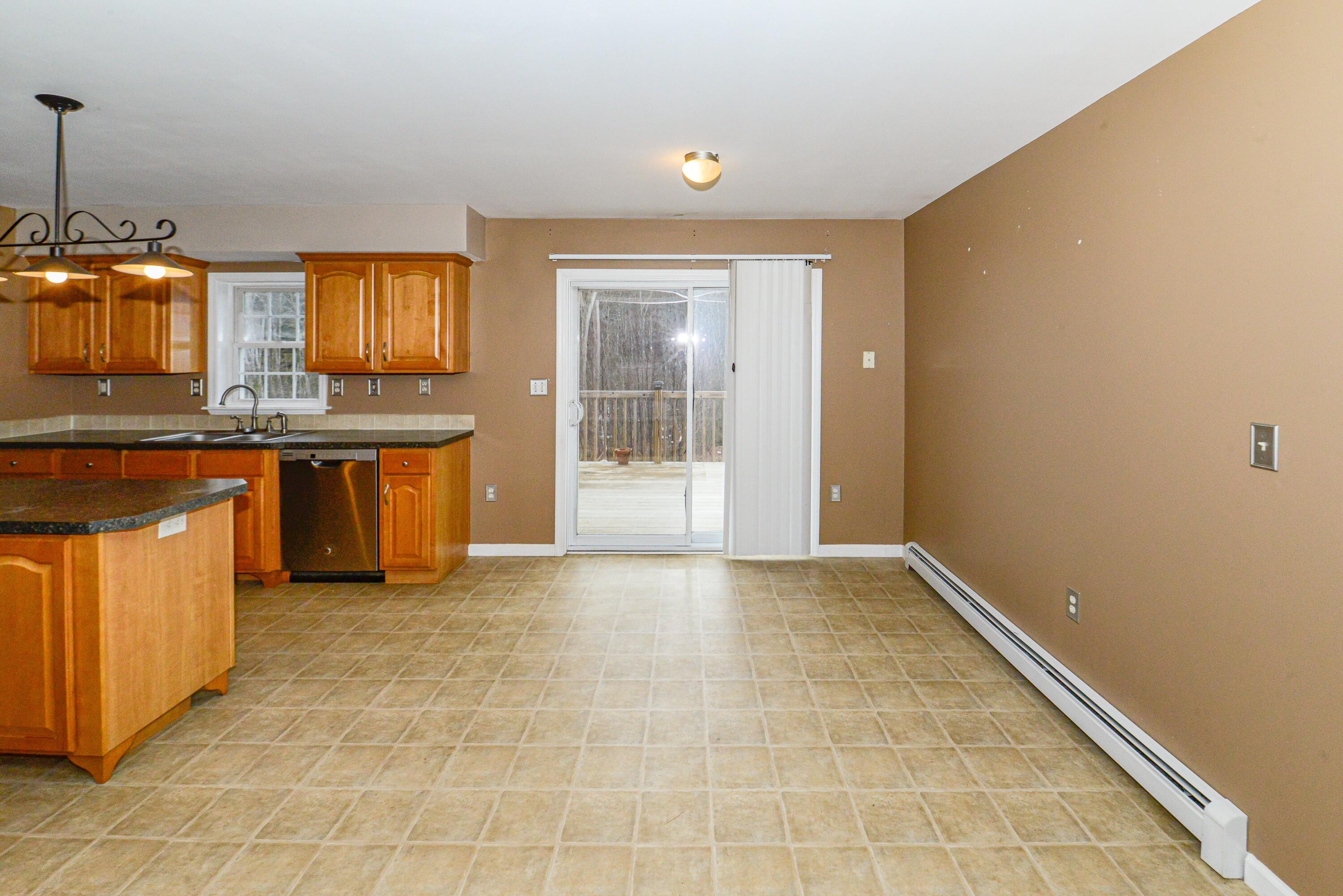 732 Old Greene Road Lewiston, ME 04240 - Photo 11 of 27 732 old greene road-39