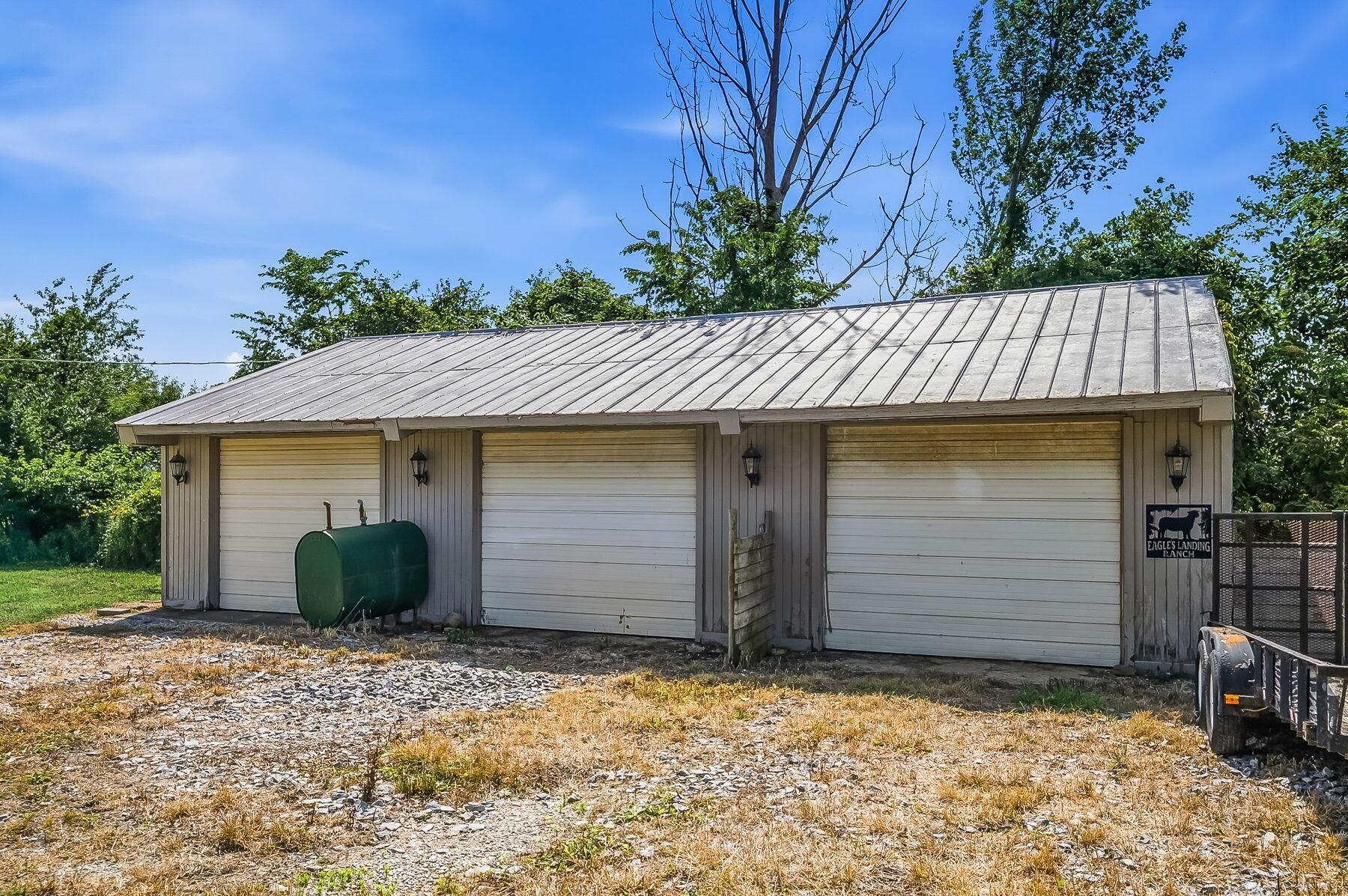 2225 South County Line Road Johnstown, OH 43031 - Photo 58 of 73 19-web-or-mls-2225 S. County Line Rd-119
