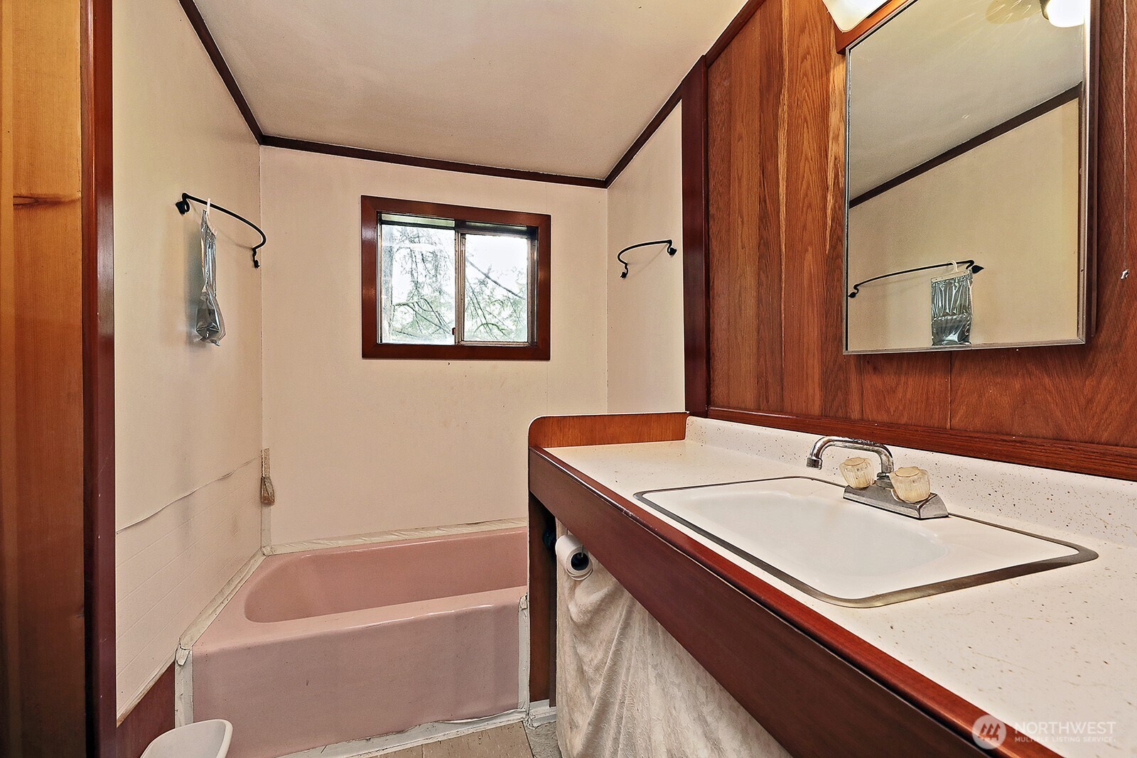 7307 Jewett Road Clinton, WA 98236 - Photo 21 of 31 Gallery Image 21