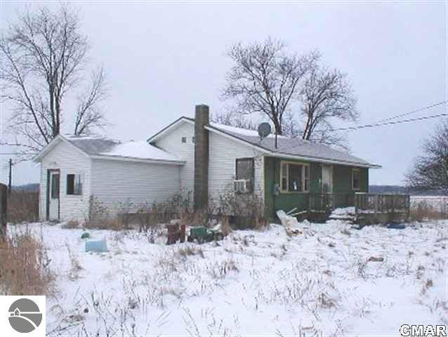 5819 West Cleveland Road Middleton, MI 48856 - Photo 1 of 9 1766627.JPG