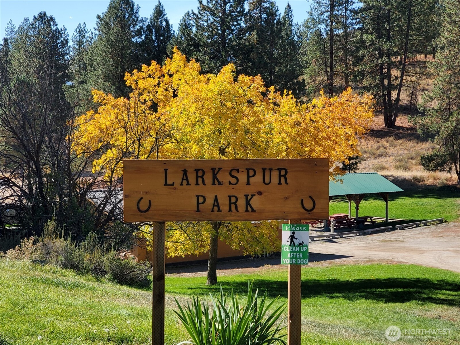 5 Chase Road Winthrop, WA 98862 - Photo 35 of 40 a sign that is on the side of the road