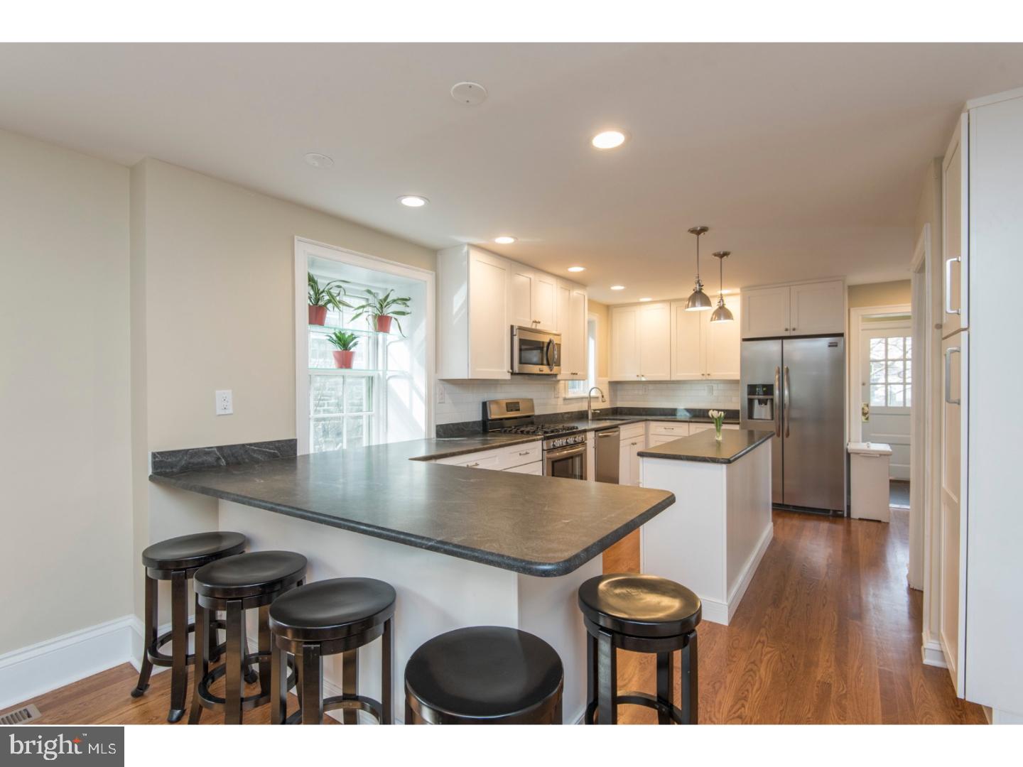 403 Anthwyn Road Narberth, PA 19072 - Photo 7 of 24 Gallery Image 7