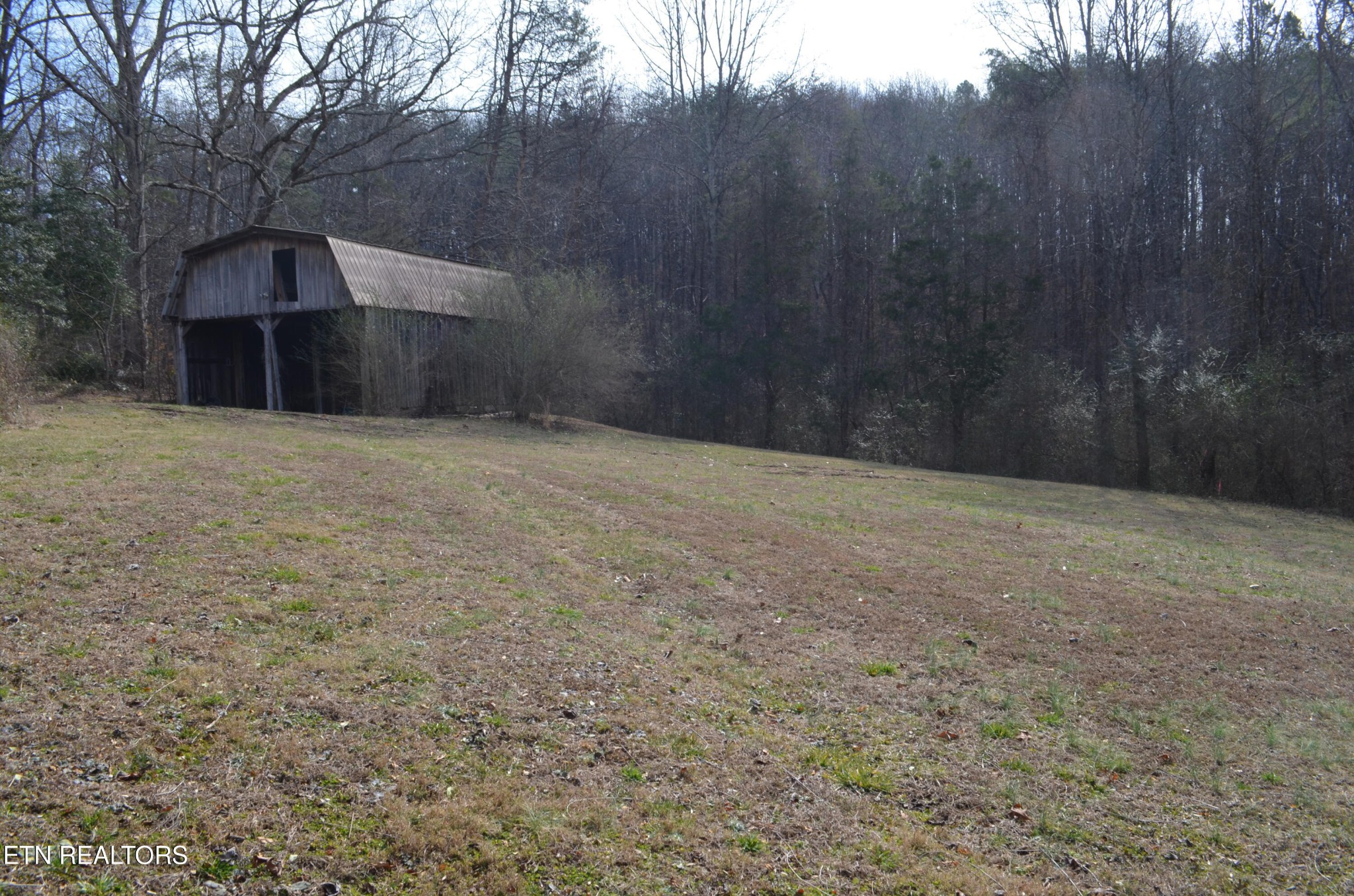 389 Laurel Road Clinton, TN 37716 - Photo 18 of 30 Gallery Image 18