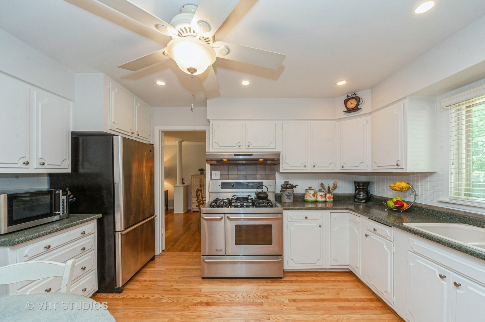 37 Ferndale Road Deerfield, IL 60015 - Photo 11 of 30