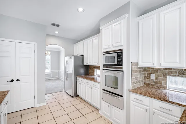 $3,500 | 19510 Battle Oak, San Antonio, TX 78258