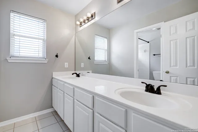 $3,500 | 19510 Battle Oak, San Antonio, TX 78258