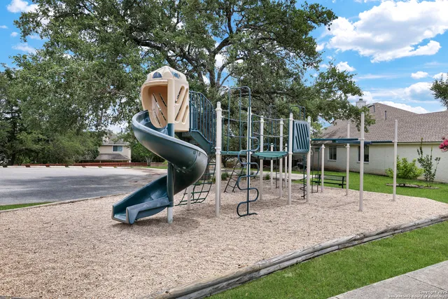 $3,500 | 19510 Battle Oak, San Antonio, TX 78258