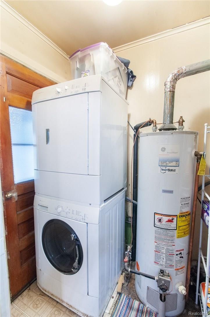 5139 Reymont Road Waterford, MI 48327 - Photo 15 of 27 ReymontRd_5139_Laundry.jpg
