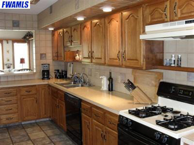 1234 Woodridge Drive Decatur, IN 46733 - Photo 9 of 30 Gallery Image 9