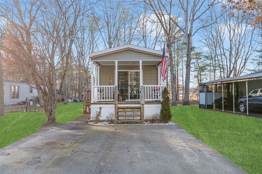 40 Leisure Way Coventry, RI 02816 - Photo 15 of 24