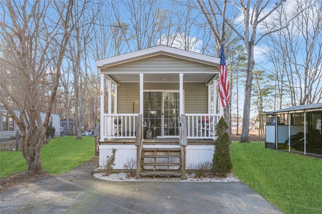40 Leisure Way Coventry, RI 02816 - Photo 16 of 24