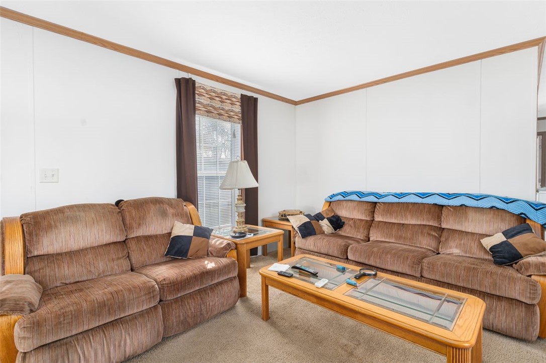 40 Leisure Way Coventry, RI 02816 - Photo 6 of 24