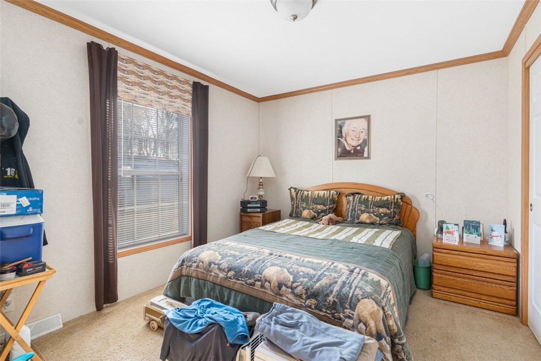 40 Leisure Way Coventry, RI 02816 - Photo 9 of 24