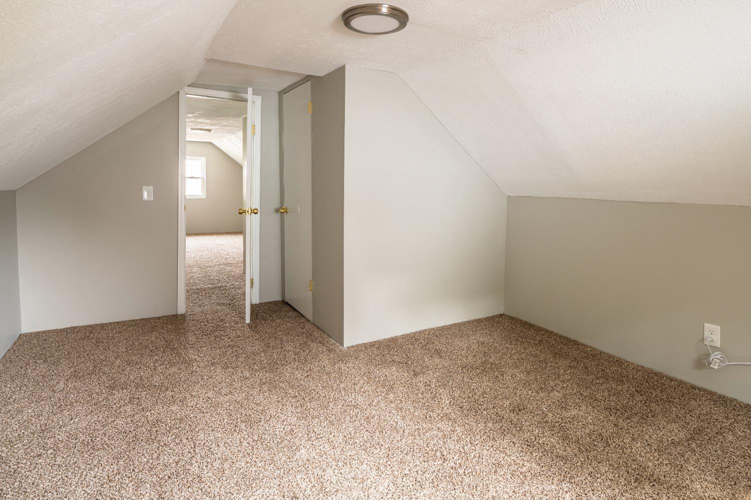 224 Ridgeway Road Cincinnati, OH 45216 - Photo 19 of 22