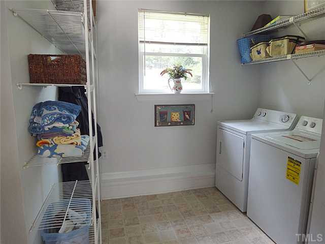 1004 Whetstone Court Raleigh, NC 27615 - Photo 17 of 24 Utility/Mud room