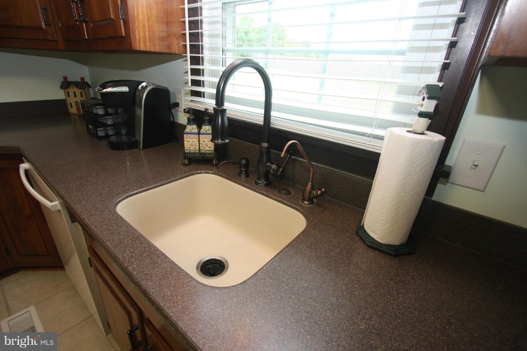 6207 New London Road New Market, MD 21774 - Photo 11 of 30 Corian Counters in Kitchen