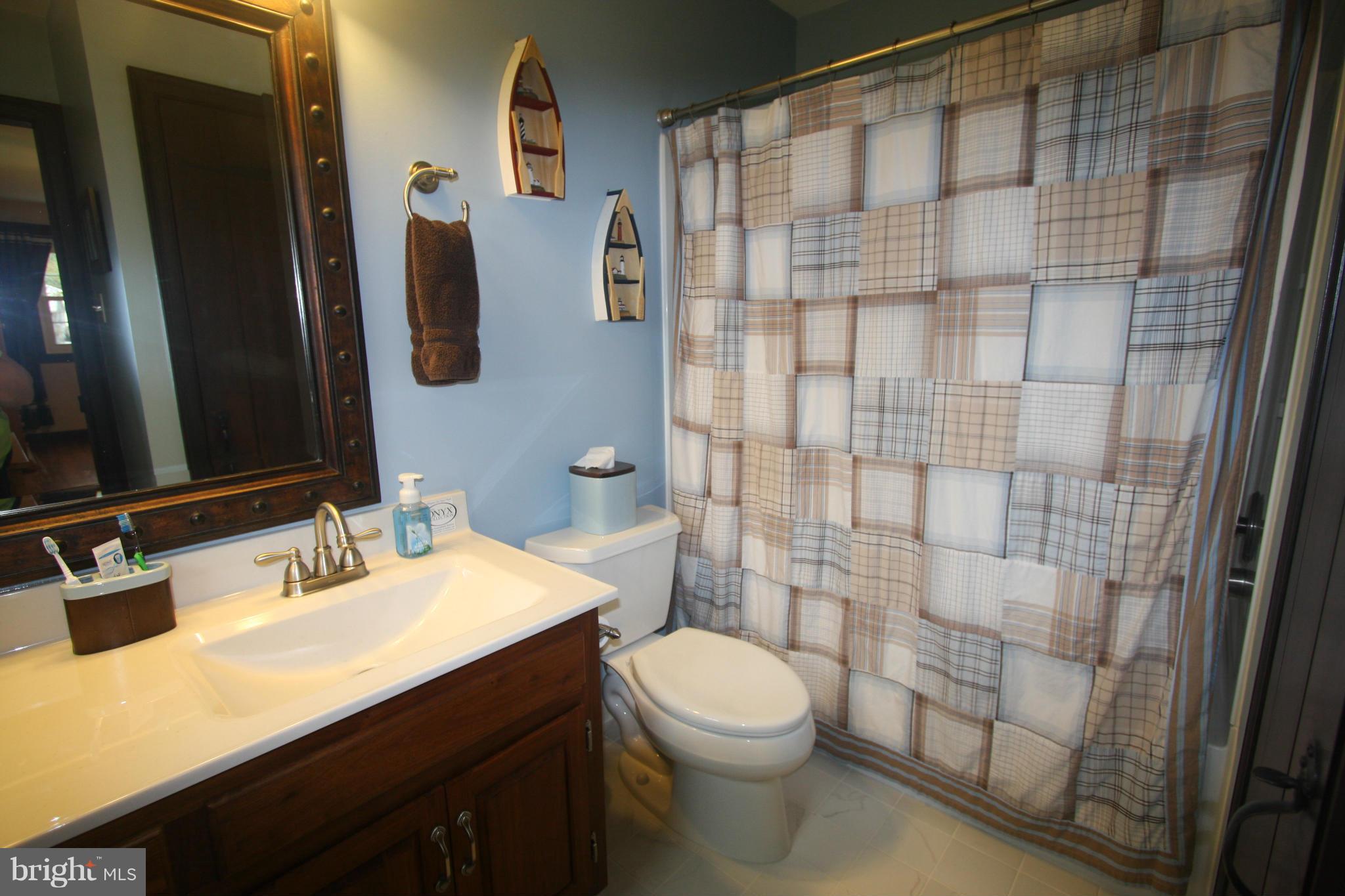 6207 New London Road New Market, MD 21774 - Photo 19 of 30 Updated Master Bath