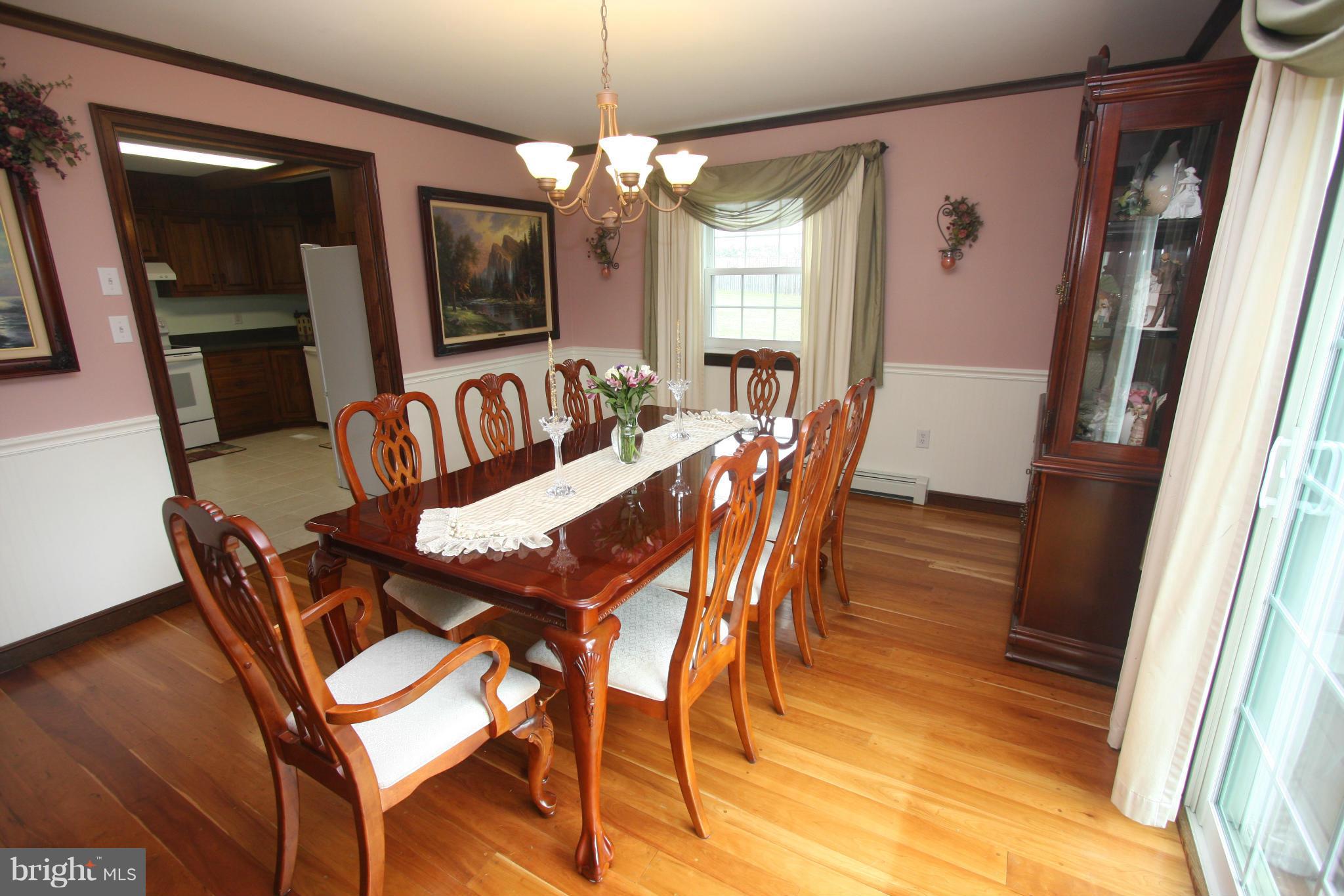 6207 New London Road New Market, MD 21774 - Photo 3 of 30 Dining Room has Wainscoting