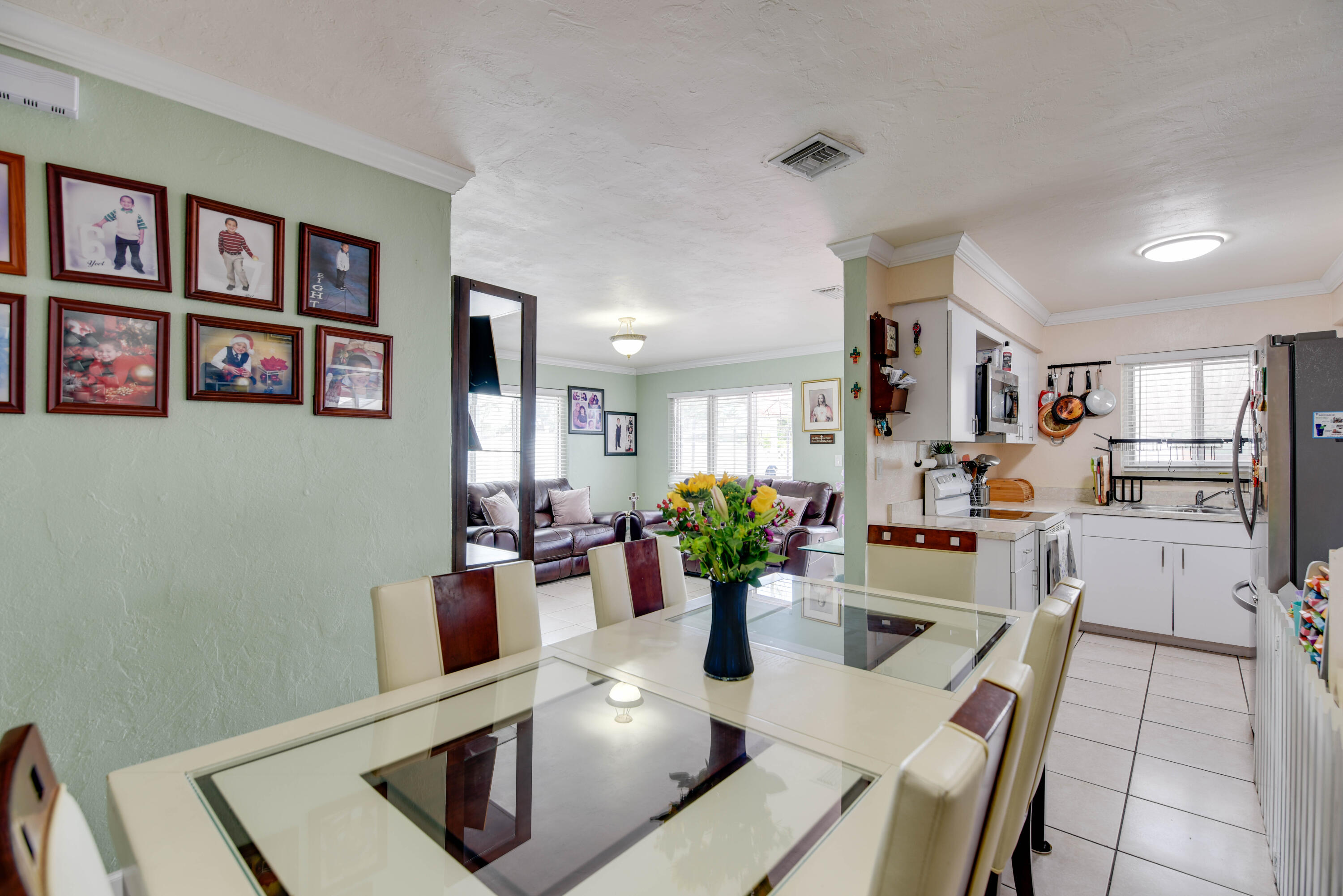 1524 5th Street Key West, FL 33040 - Photo 3 of 31 Dining