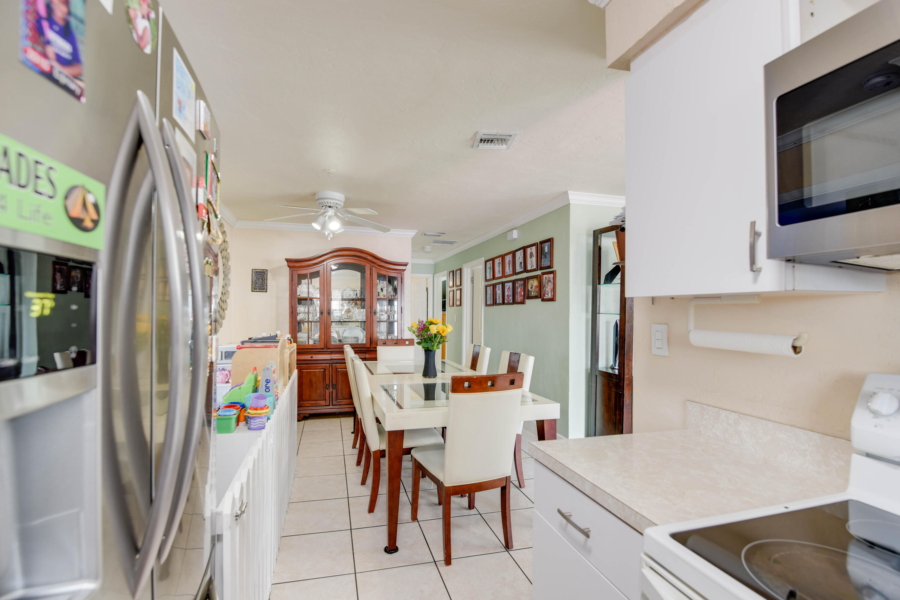 1524 5th Street Key West, FL 33040 - Photo 10 of 31 Kitchen and dining