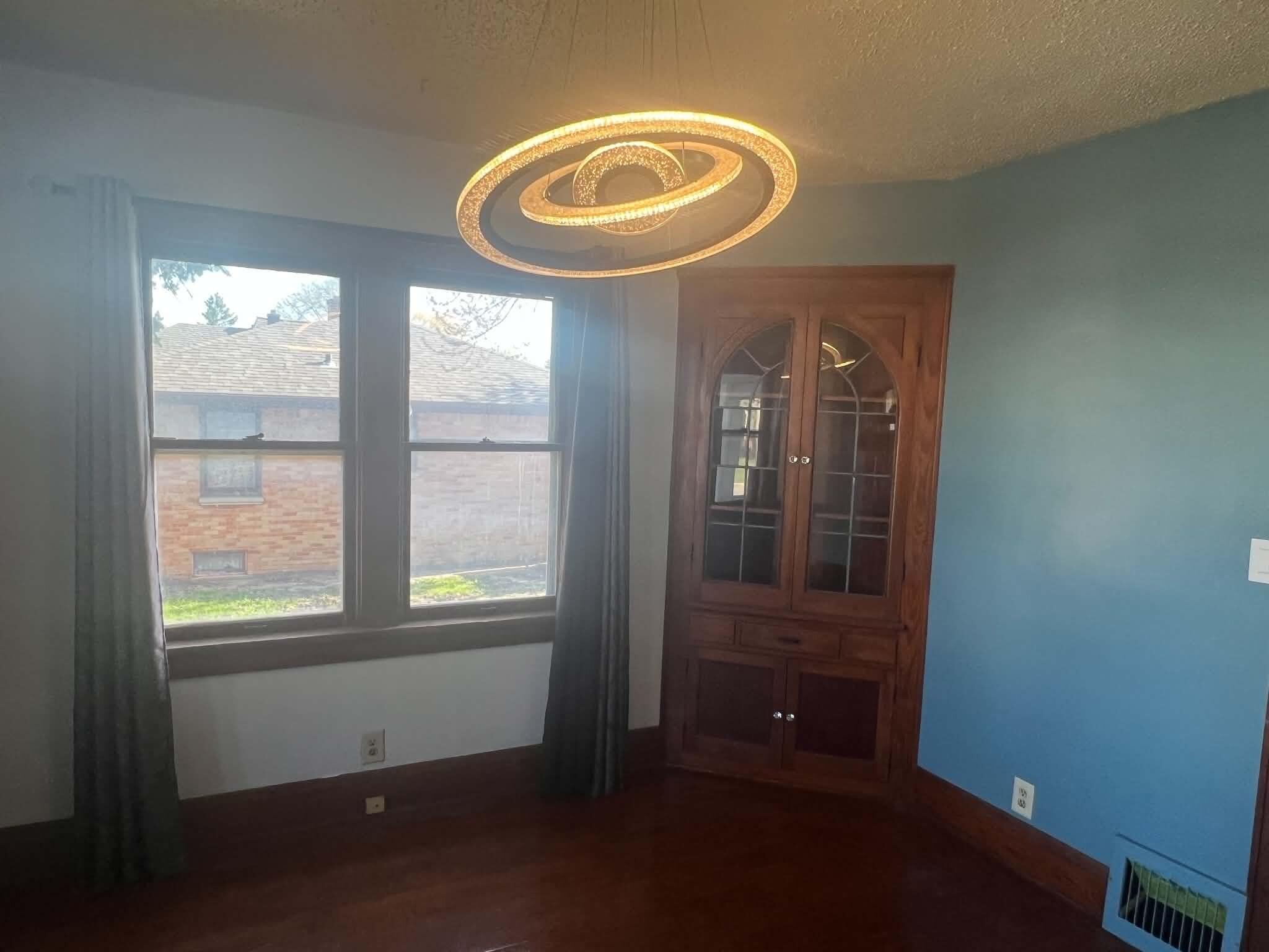 5931 North 84th Street, Unit A Milwaukee, WI 53225 - Photo 8 of 33 Main dining room 1