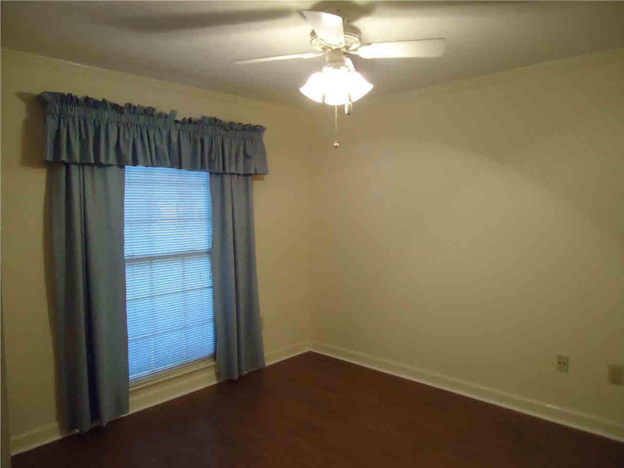 107 Timbercrest Drive Ridgeland, MS 39157 - Photo 19 of 25 Guest bedroom
