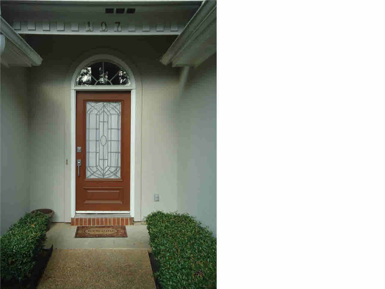 107 Timbercrest Drive Ridgeland, MS 39157 - Photo 2 of 25 Front door