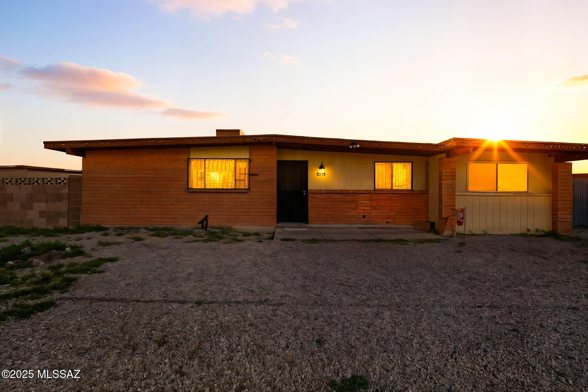 8135 East Escalante Road Tucson, AZ 85730 - Photo 2 of 40 1-web-or-mls-photo-199_twilight_b728e80f