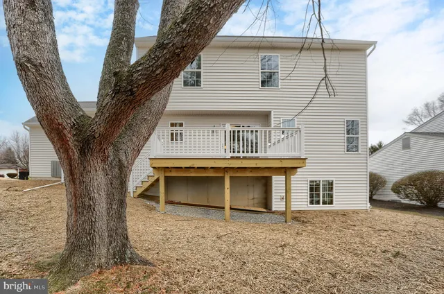 $579,900 | 144 Cricket Lane, Camp Hill, PA 17011