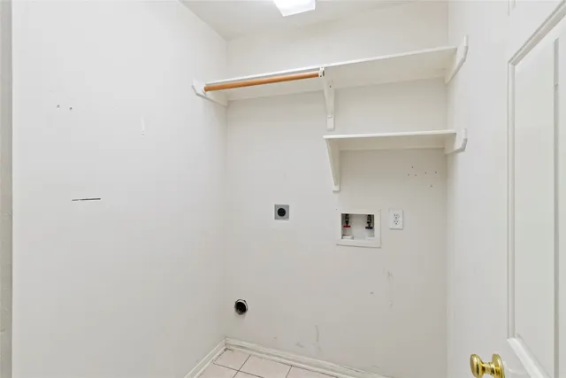 $2,300 | 1019 Norfolk Drive, Pearland, TX 77584