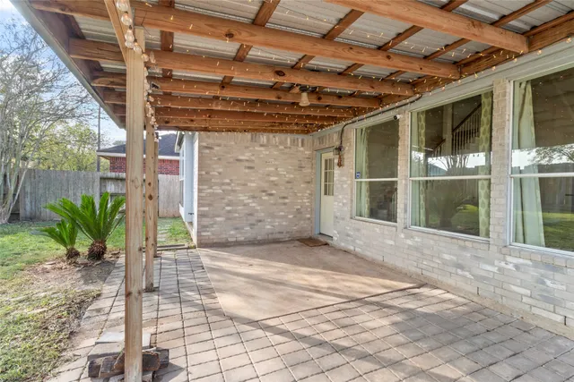 $2,300 | 1019 Norfolk Drive, Pearland, TX 77584