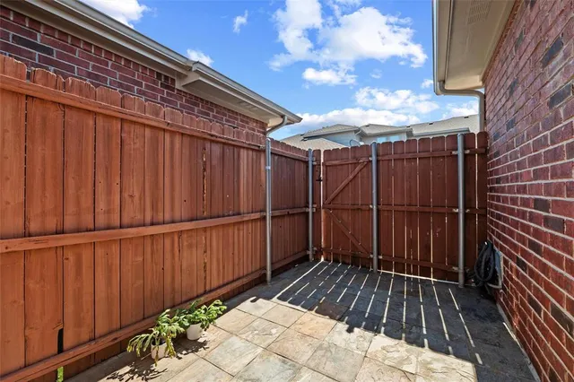 $2,000 | 575 South Virginia Hills Drive, Unit 403, McKinney, TX 75072