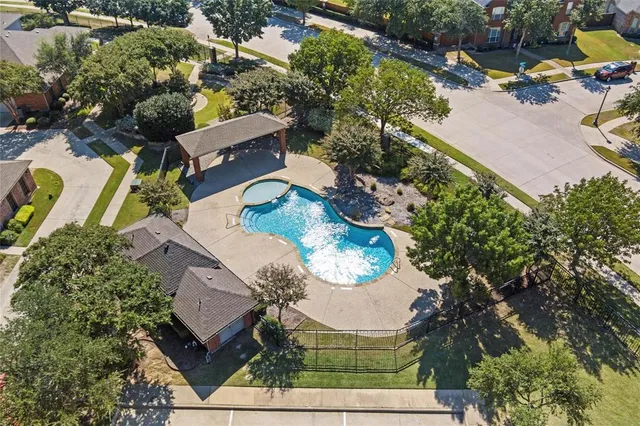 $2,000 | 575 South Virginia Hills Drive, Unit 403, McKinney, TX 75072
