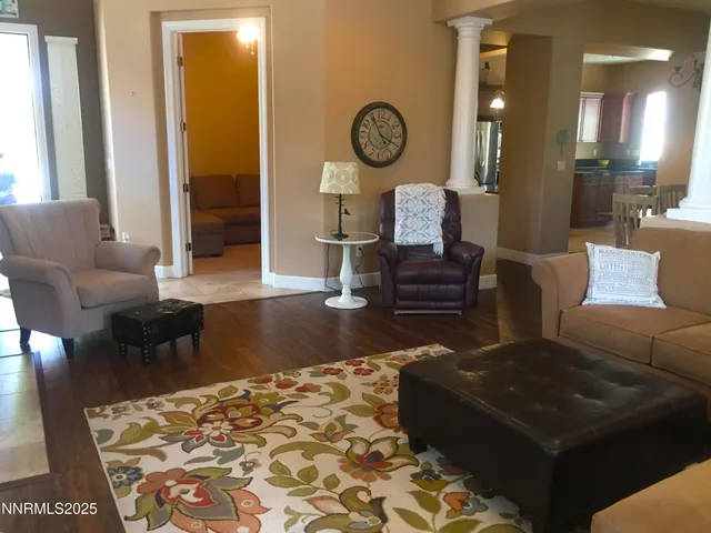 $2,300 | 5939 Quintessa Court, Sparks, NV 89436