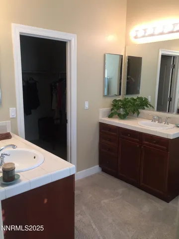 $2,300 | 5939 Quintessa Court, Sparks, NV 89436