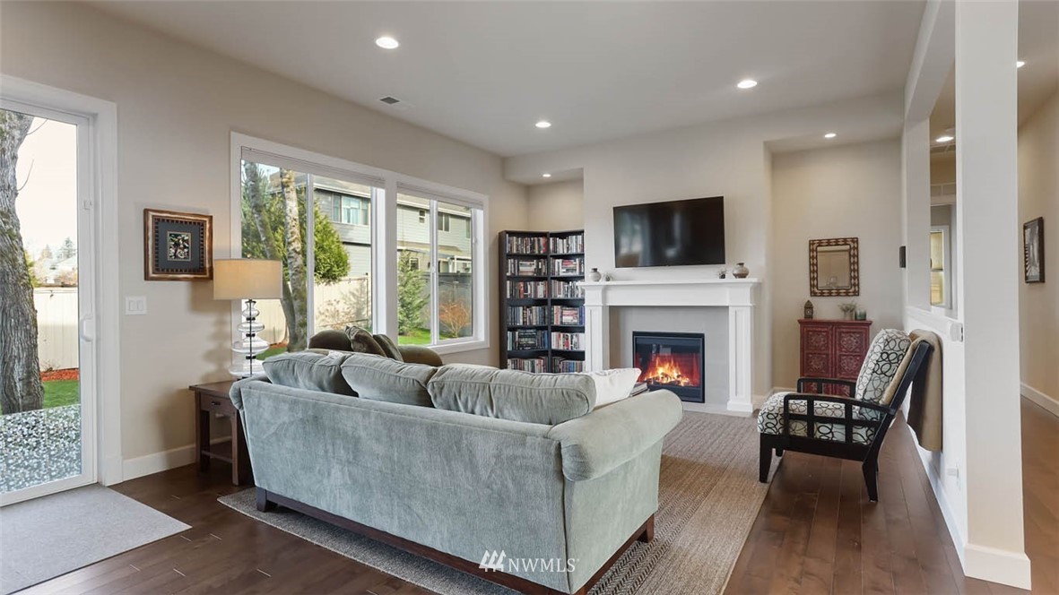 5610 Northeast 2nd Court Renton, WA 98059 - Photo 11 of 29