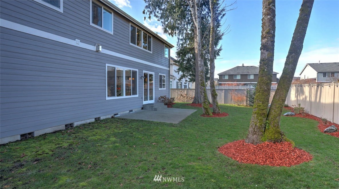5610 Northeast 2nd Court Renton, WA 98059 - Photo 26 of 29