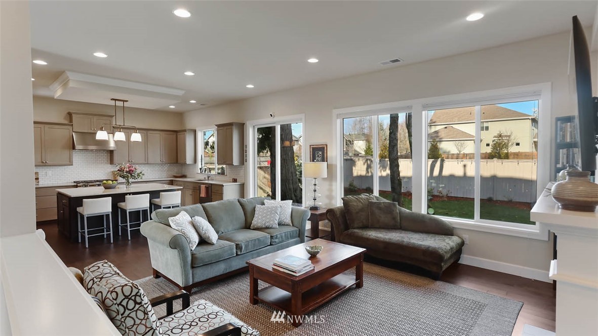 5610 Northeast 2nd Court Renton, WA 98059 - Photo 10 of 29