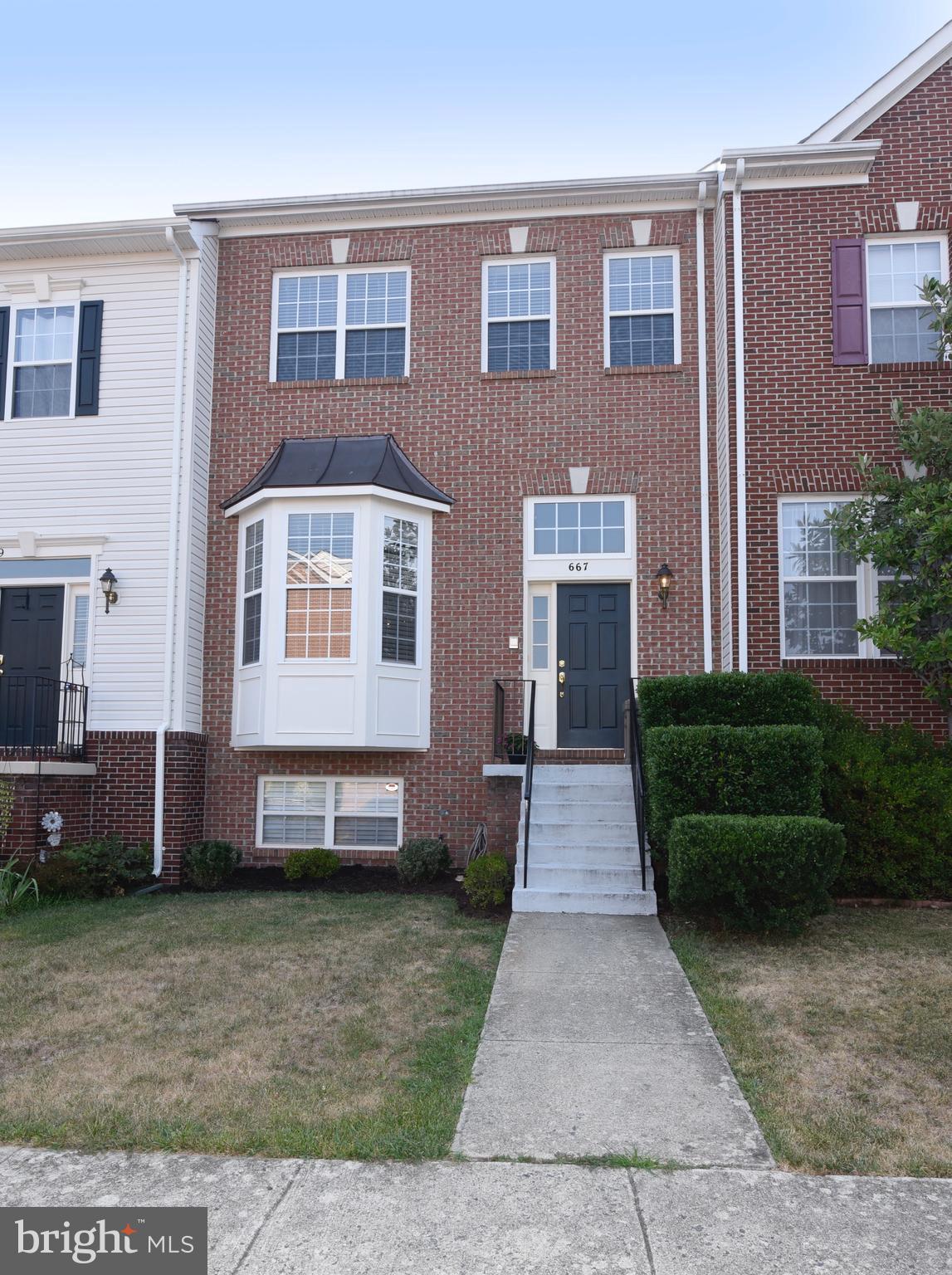 667 Springhouse Square Southeast Leesburg, VA 20175 - Photo 1 of 39 Gallery Image 1