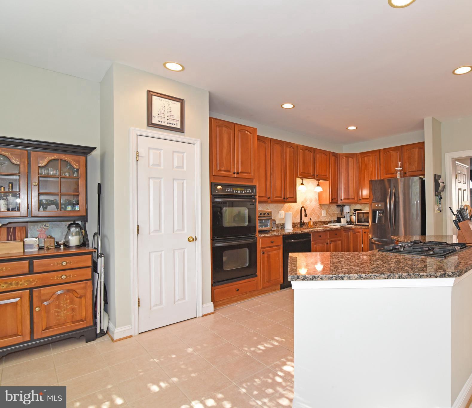 667 Springhouse Square Southeast Leesburg, VA 20175 - Photo 14 of 39 Gallery Image 14
