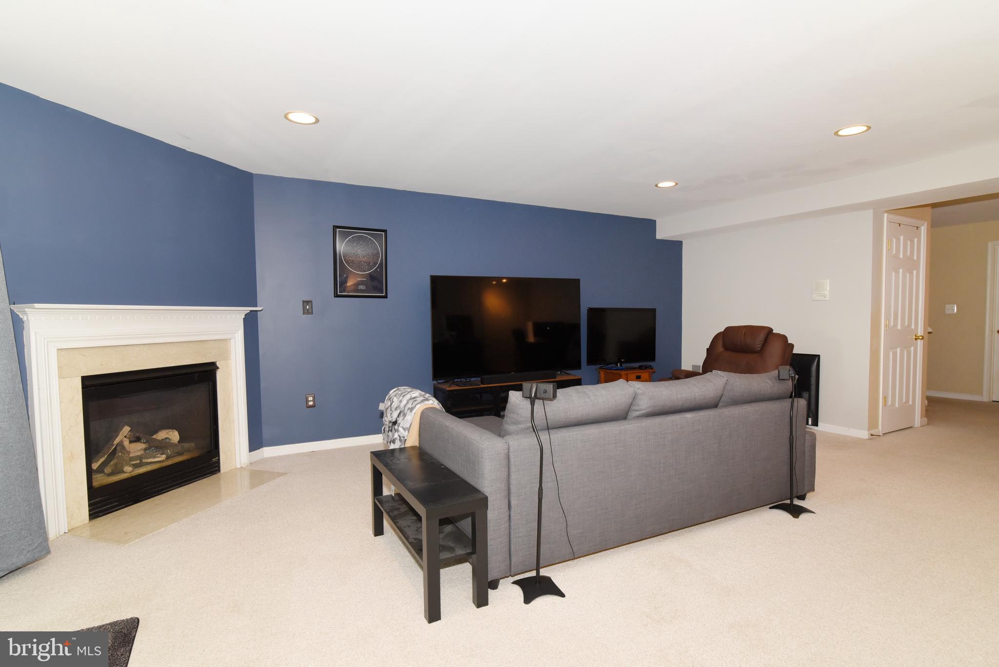 667 Springhouse Square Southeast Leesburg, VA 20175 - Photo 32 of 39 Gallery Image 32
