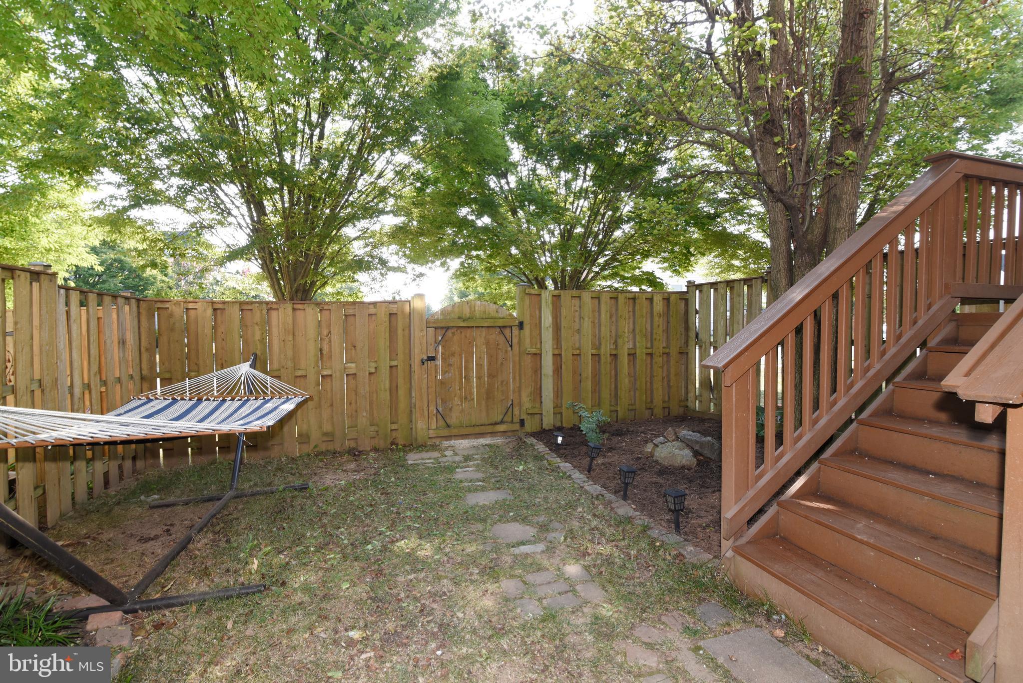 667 Springhouse Square Southeast Leesburg, VA 20175 - Photo 5 of 39 Gallery Image 5