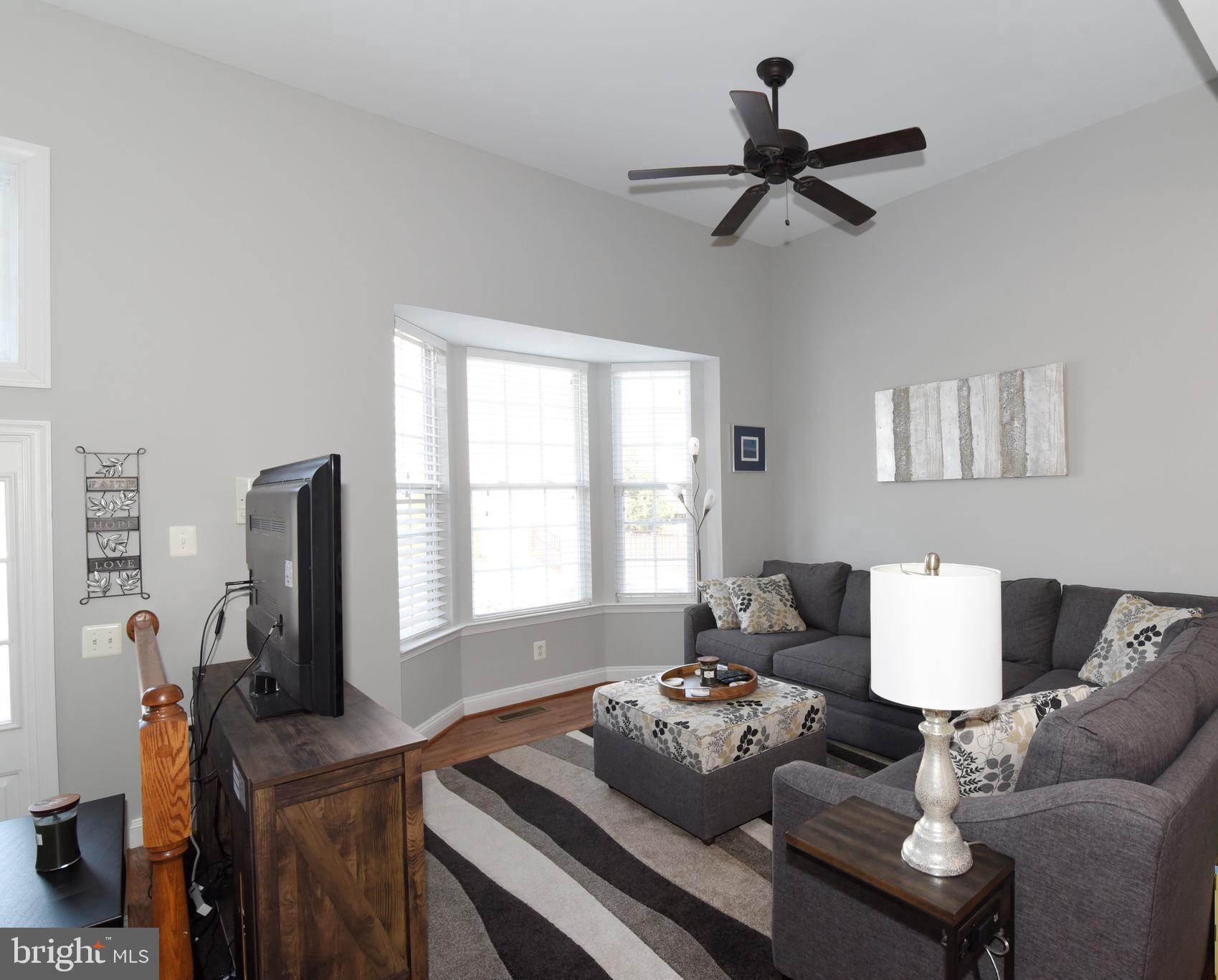 667 Springhouse Square Southeast Leesburg, VA 20175 - Photo 7 of 39 Gallery Image 7
