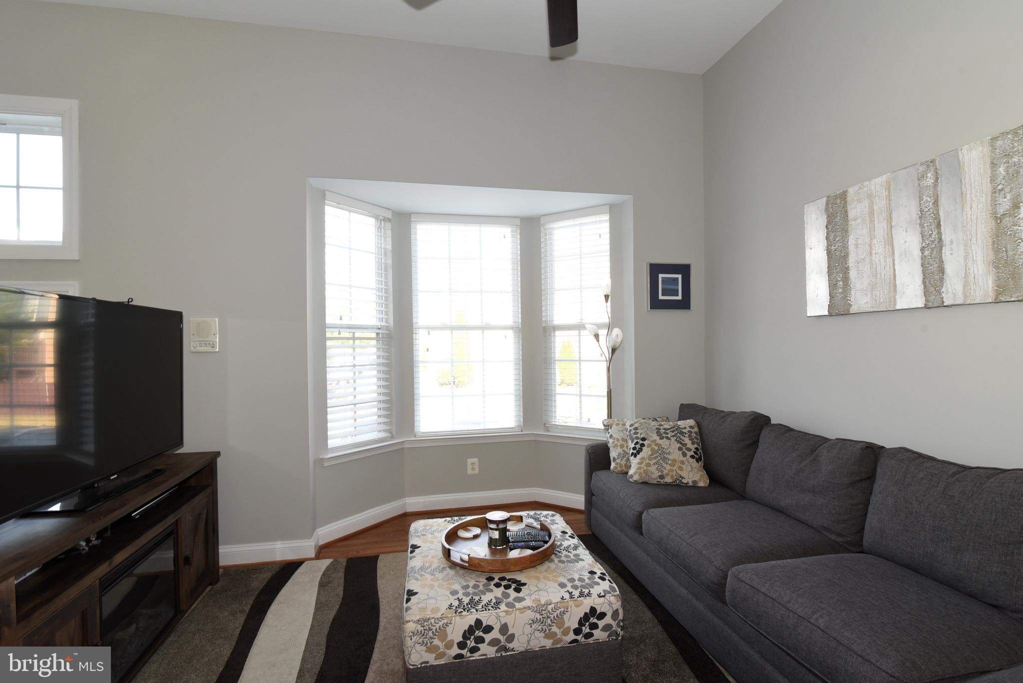 667 Springhouse Square Southeast Leesburg, VA 20175 - Photo 8 of 39 Gallery Image 8